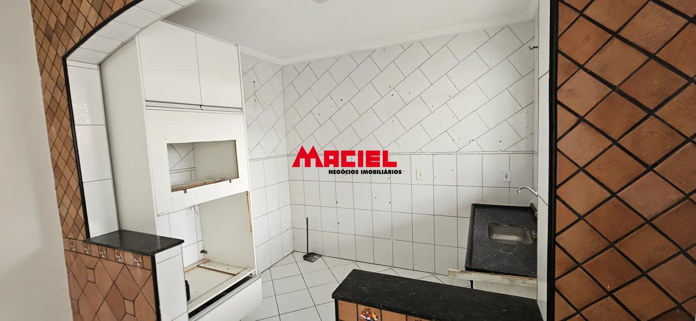 Alugar Casa / Sobrado em S&atilde;o Jos&eacute; dos Campos R$ 2.300,00 - Foto 5