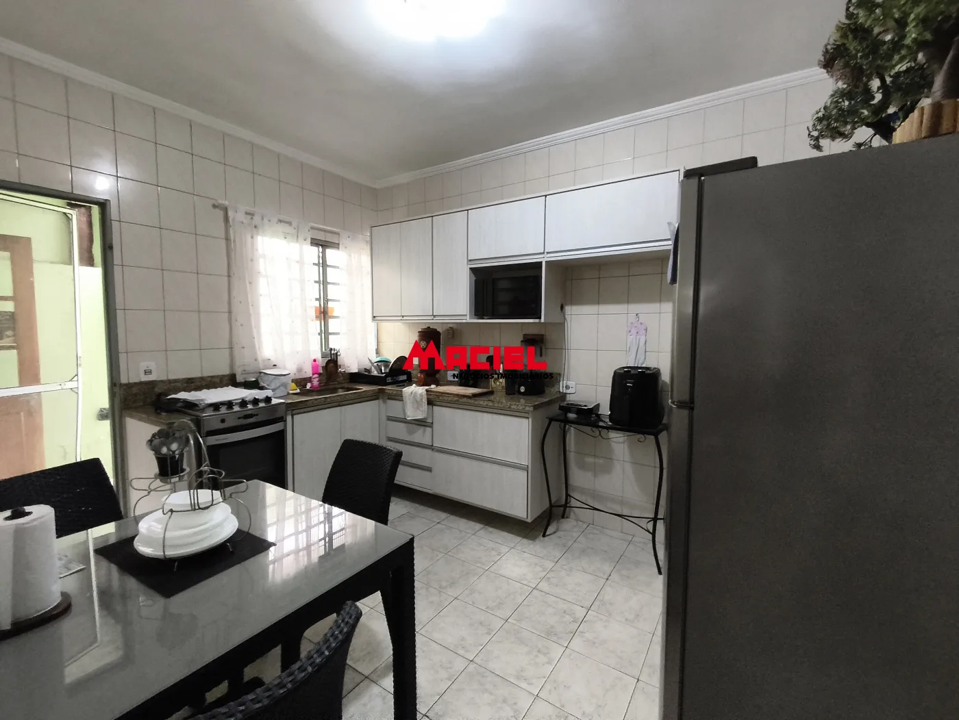 Comprar Casa / Padr&atilde;o em S&atilde;o Jos&eacute; dos Campos R$ 395.000,00 - Foto 3