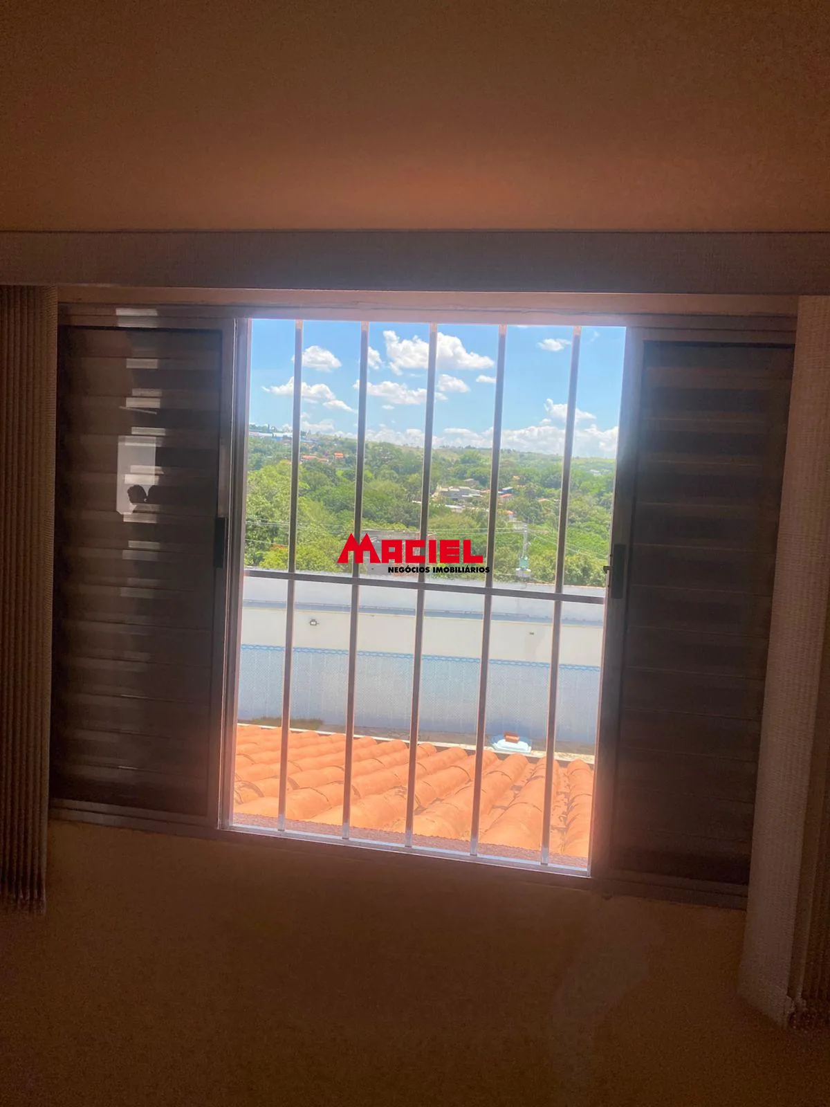 Comprar Casa / Padr&atilde;o em S&atilde;o Jos&eacute; dos Campos R$ 400.000,00 - Foto 14