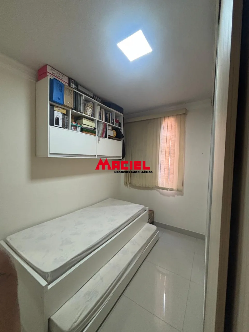 Comprar Apartamento / Padr&atilde;o em S&atilde;o Jos&eacute; dos Campos R$ 330.000,00 - Foto 9