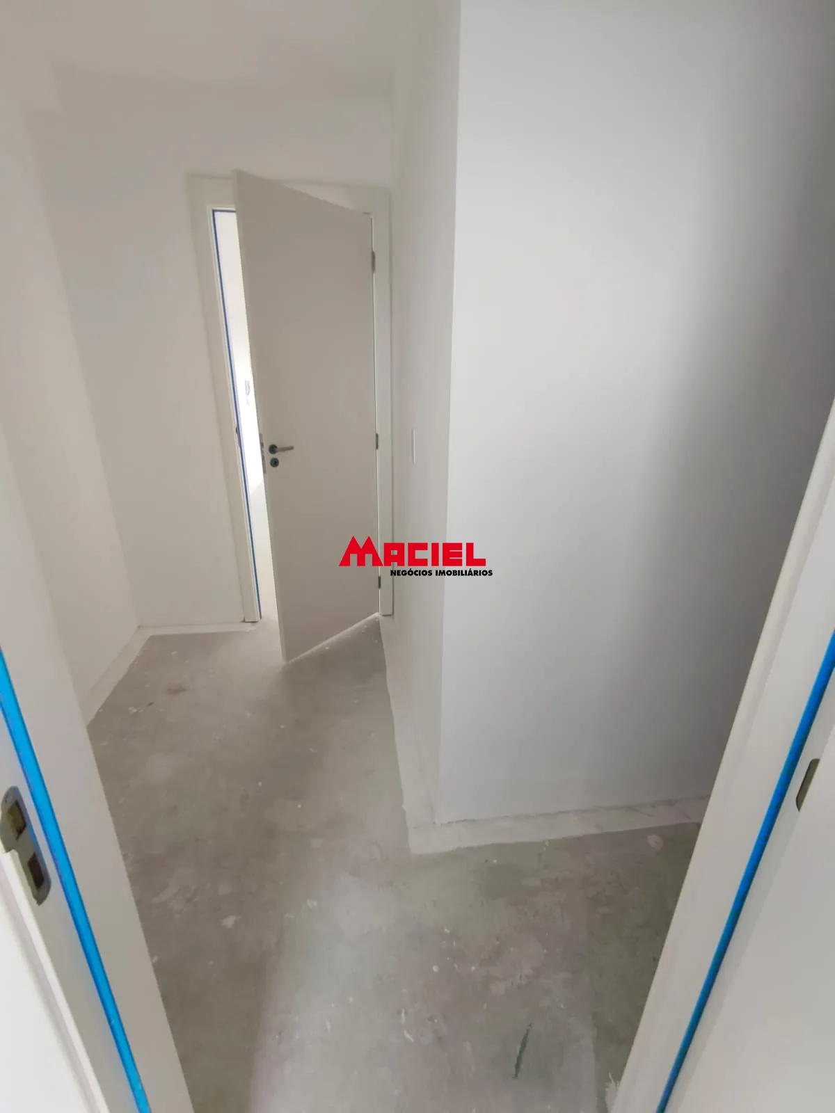 Alugar Apartamento / Padr&atilde;o em S&atilde;o Jos&eacute; dos Campos R$ 2.600,00 - Foto 4