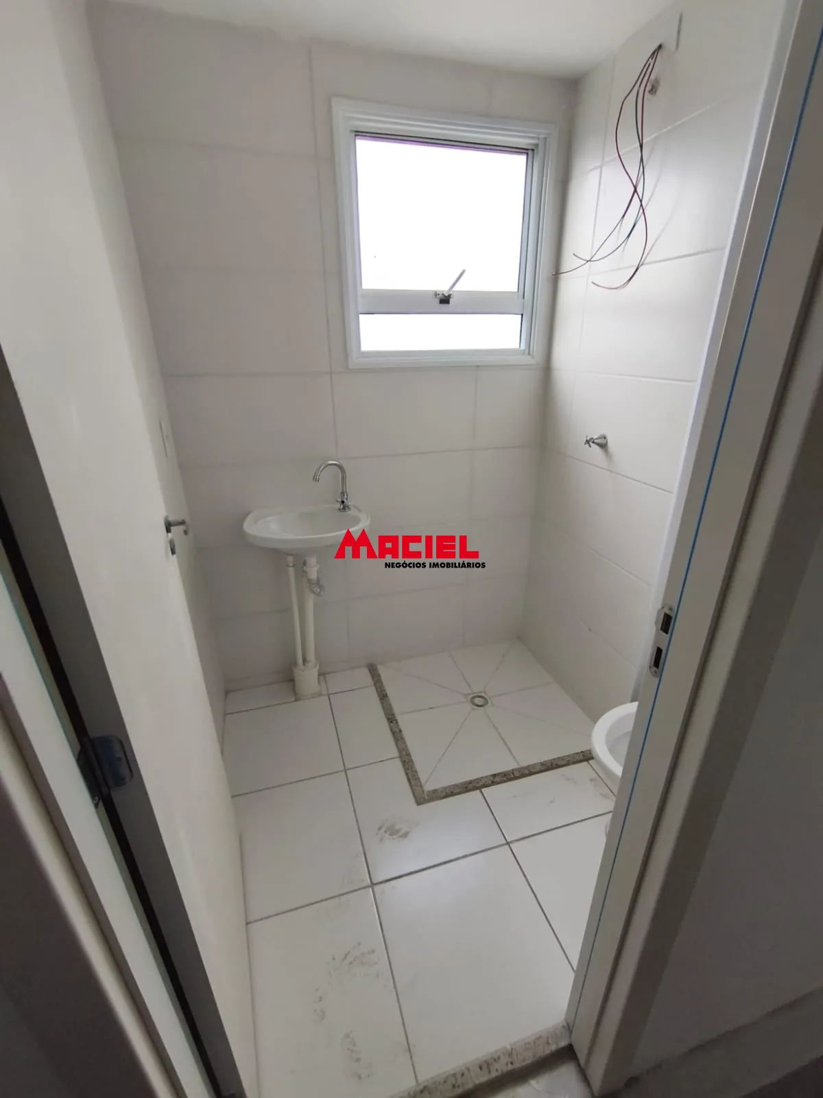 Alugar Apartamento / Padr&atilde;o em S&atilde;o Jos&eacute; dos Campos R$ 2.600,00 - Foto 5