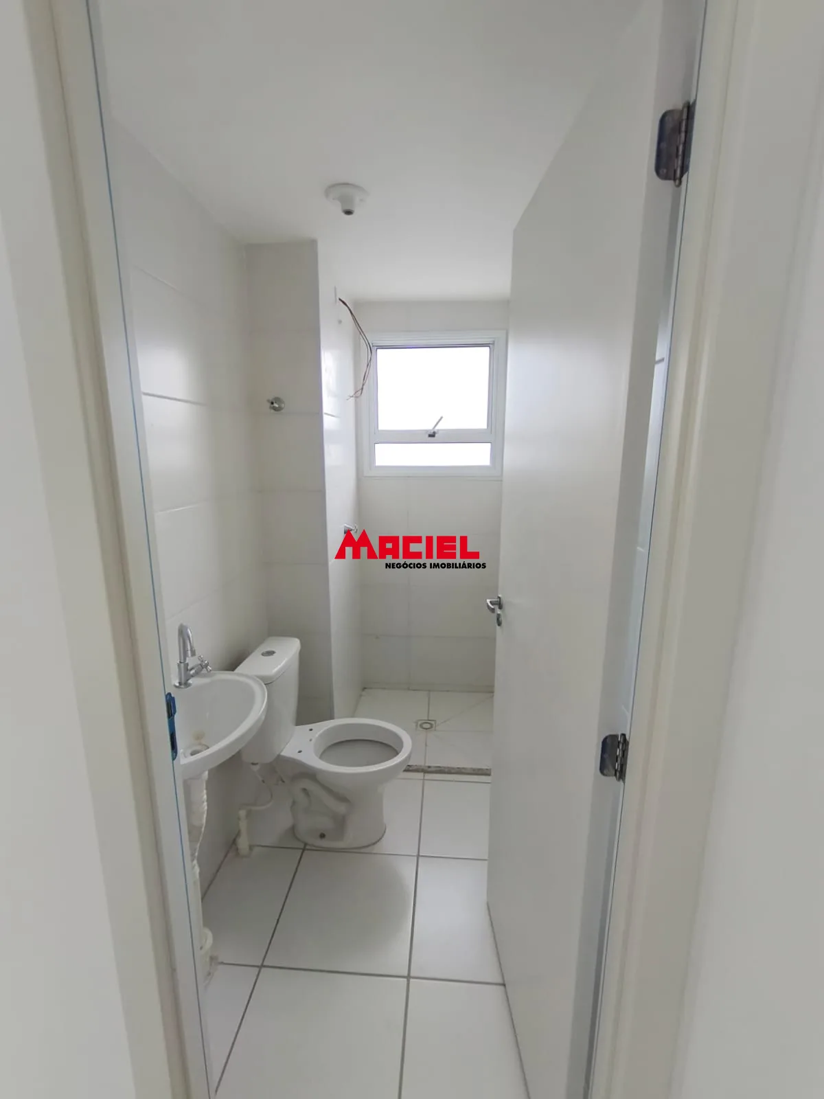 Alugar Apartamento / Padr&atilde;o em S&atilde;o Jos&eacute; dos Campos R$ 2.600,00 - Foto 12