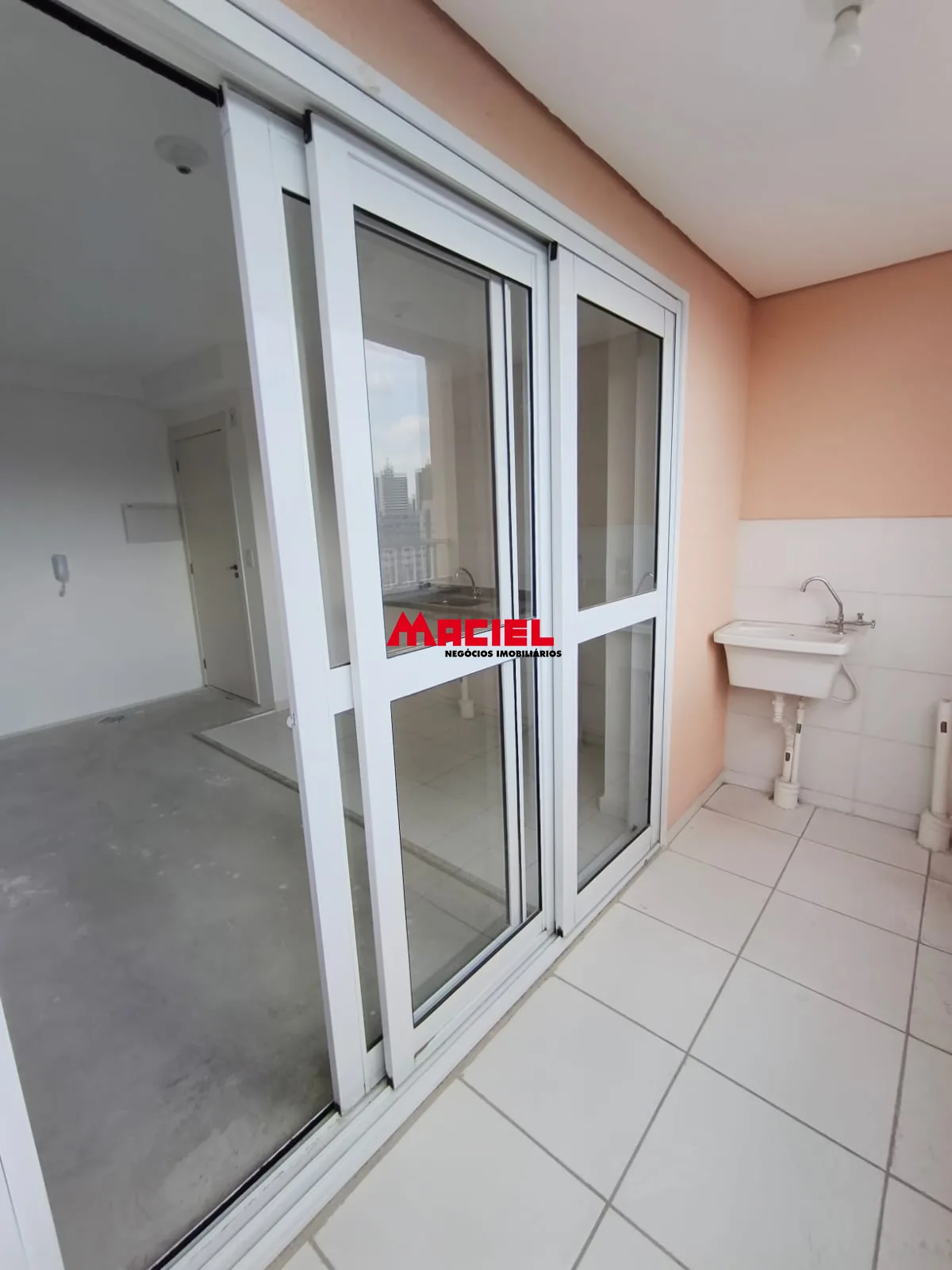 Alugar Apartamento / Padr&atilde;o em S&atilde;o Jos&eacute; dos Campos R$ 2.600,00 - Foto 16