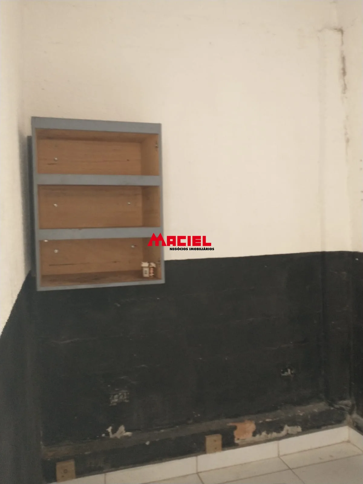 Alugar Comercial / Galp&atilde;o em S&atilde;o Jos&eacute; dos Campos R$ 6.700,00 - Foto 3