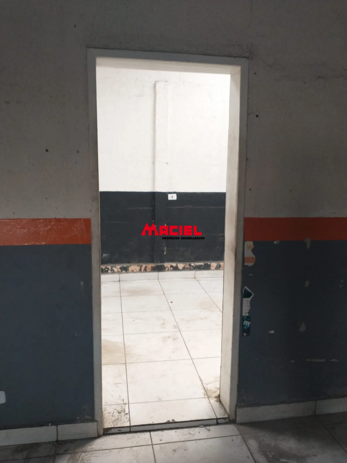 Alugar Comercial / Galp&atilde;o em S&atilde;o Jos&eacute; dos Campos R$ 6.700,00 - Foto 6