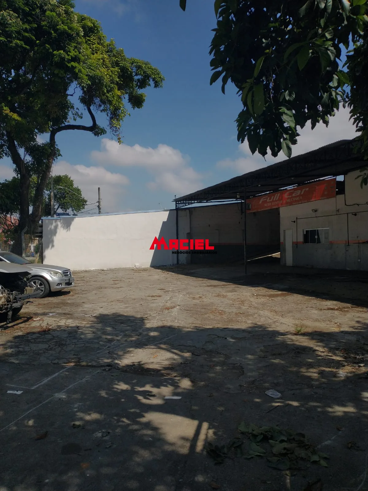 Alugar Comercial / Galp&atilde;o em S&atilde;o Jos&eacute; dos Campos R$ 6.700,00 - Foto 25