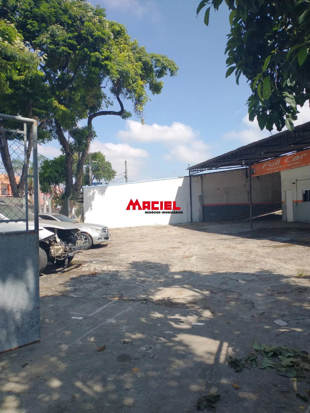 Alugar Comercial / Galp&atilde;o em S&atilde;o Jos&eacute; dos Campos R$ 6.700,00 - Foto 26