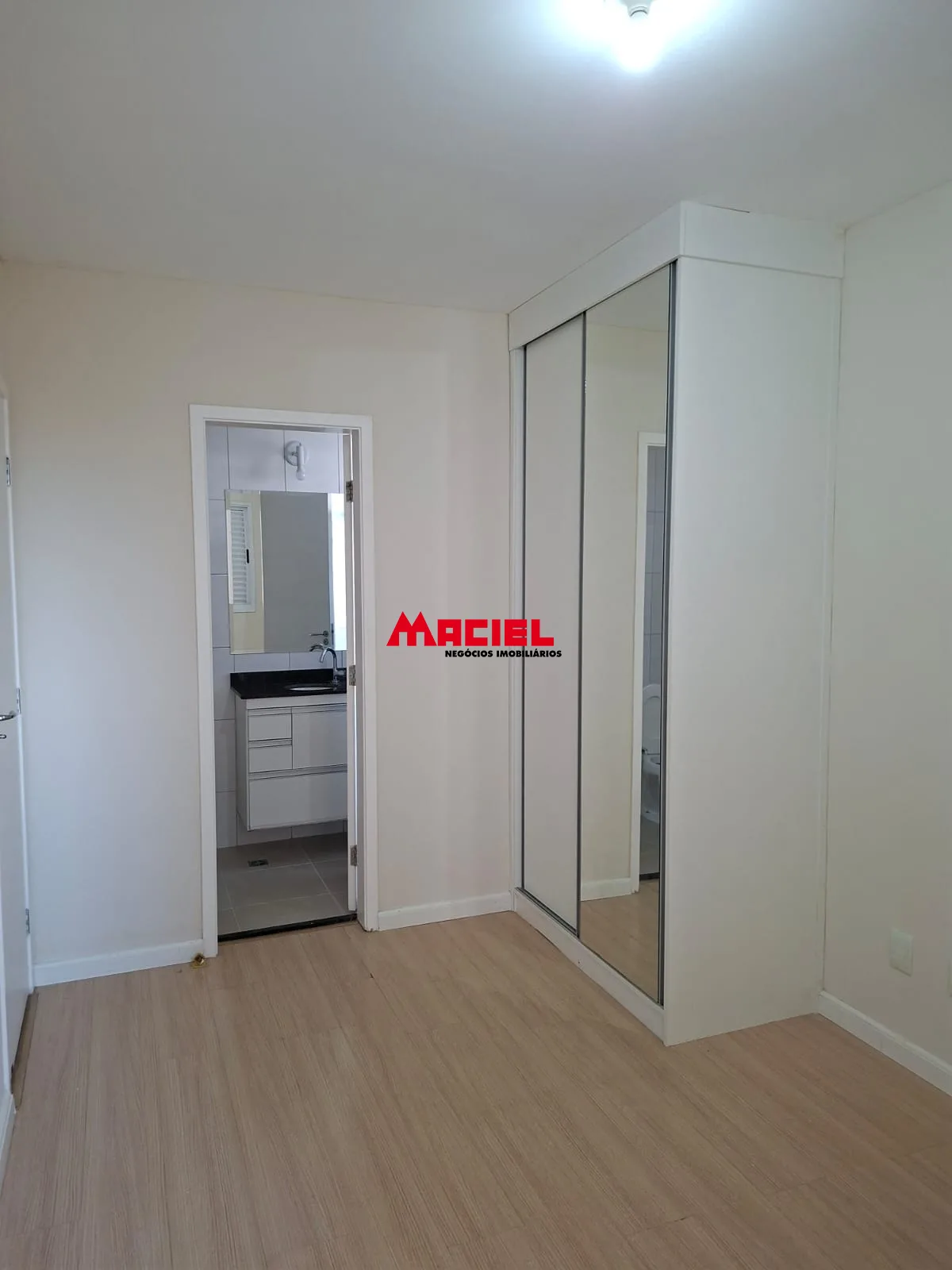 Comprar Apartamento / Padr&atilde;o em S&atilde;o Jos&eacute; dos Campos R$ 600.000,00 - Foto 10