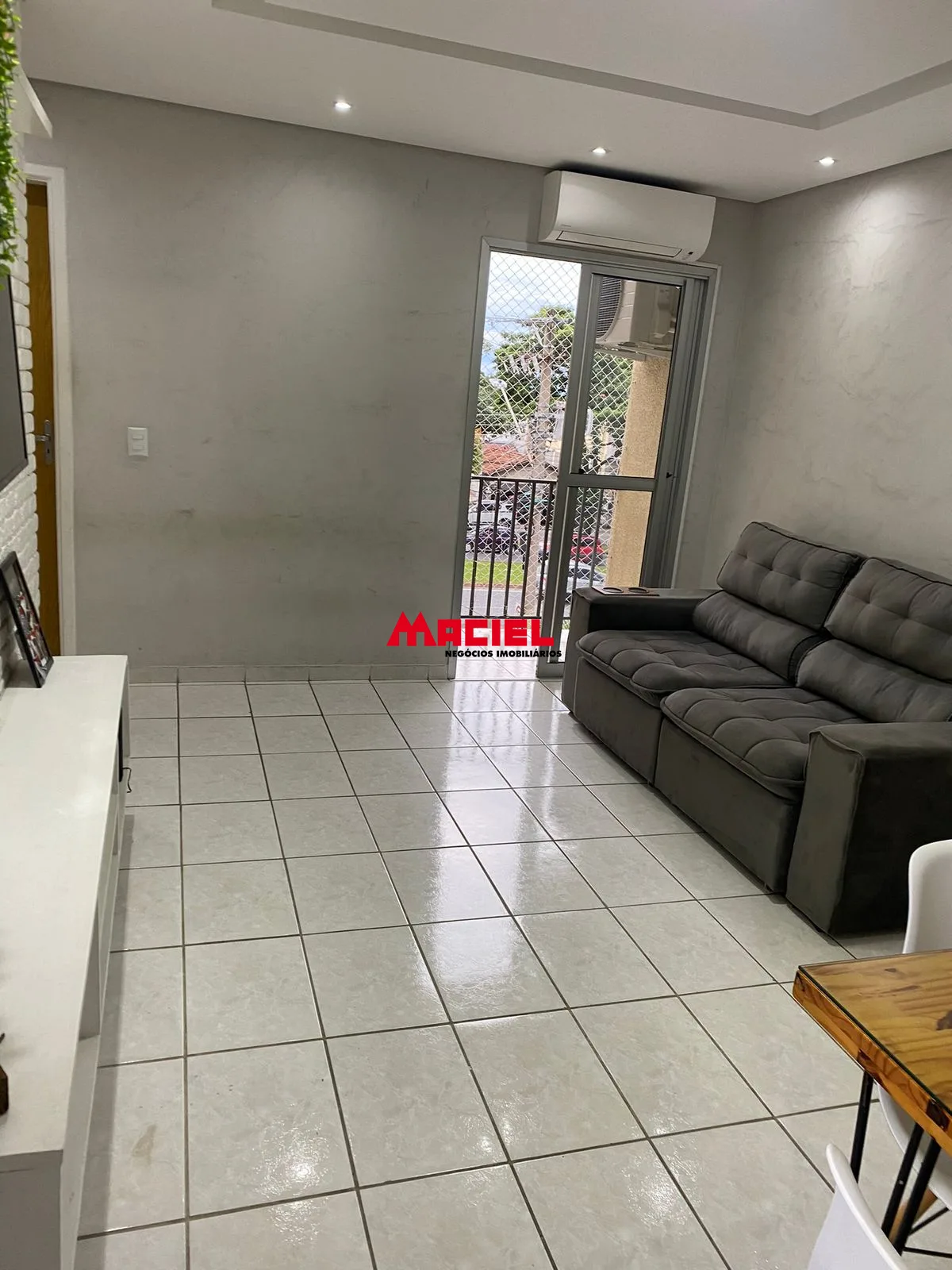 Comprar Apartamento / Padr&atilde;o em S&atilde;o Jos&eacute; dos Campos R$ 270.000,00 - Foto 5