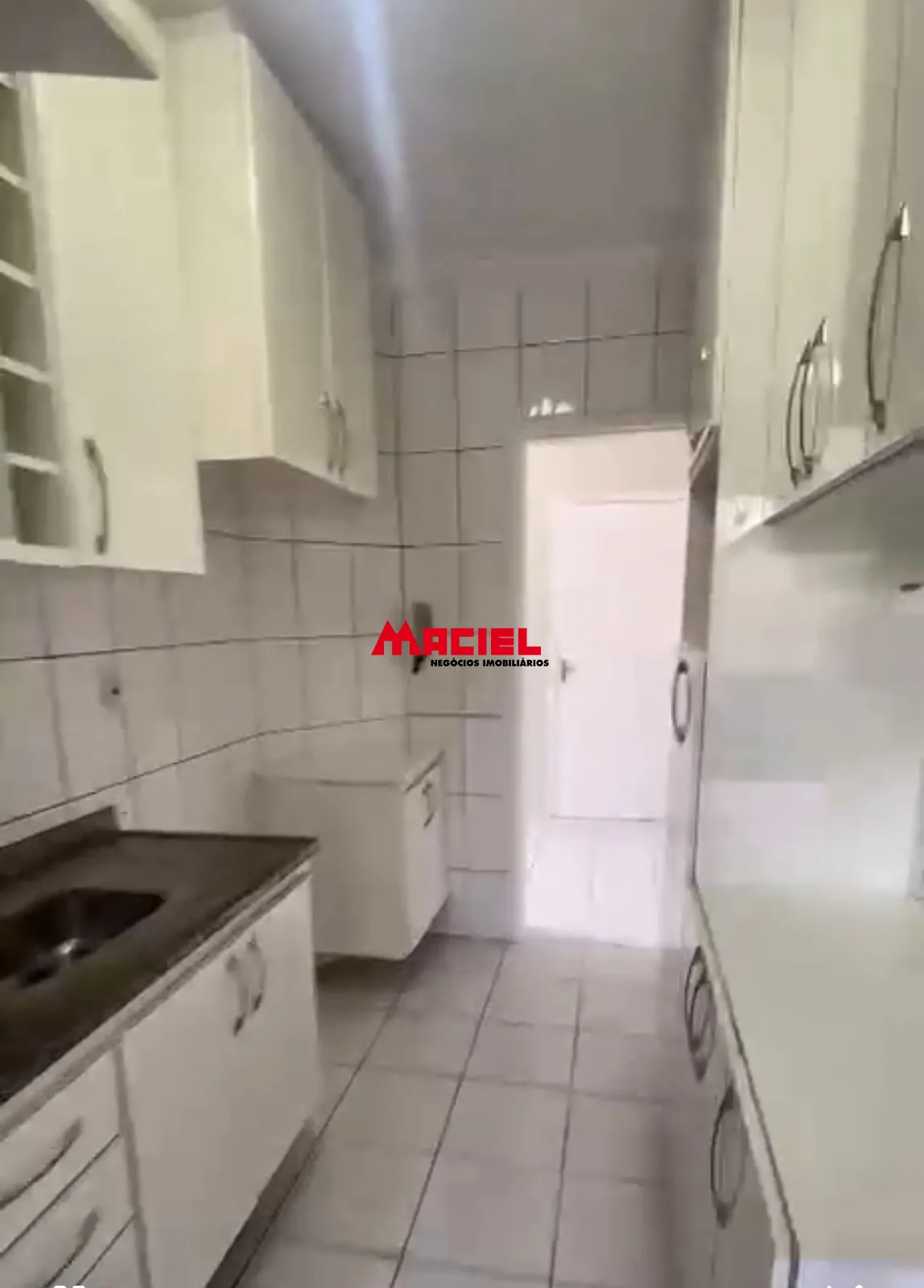 Comprar Apartamento / Padr&atilde;o em S&atilde;o Jos&eacute; dos Campos R$ 380.000,00 - Foto 3