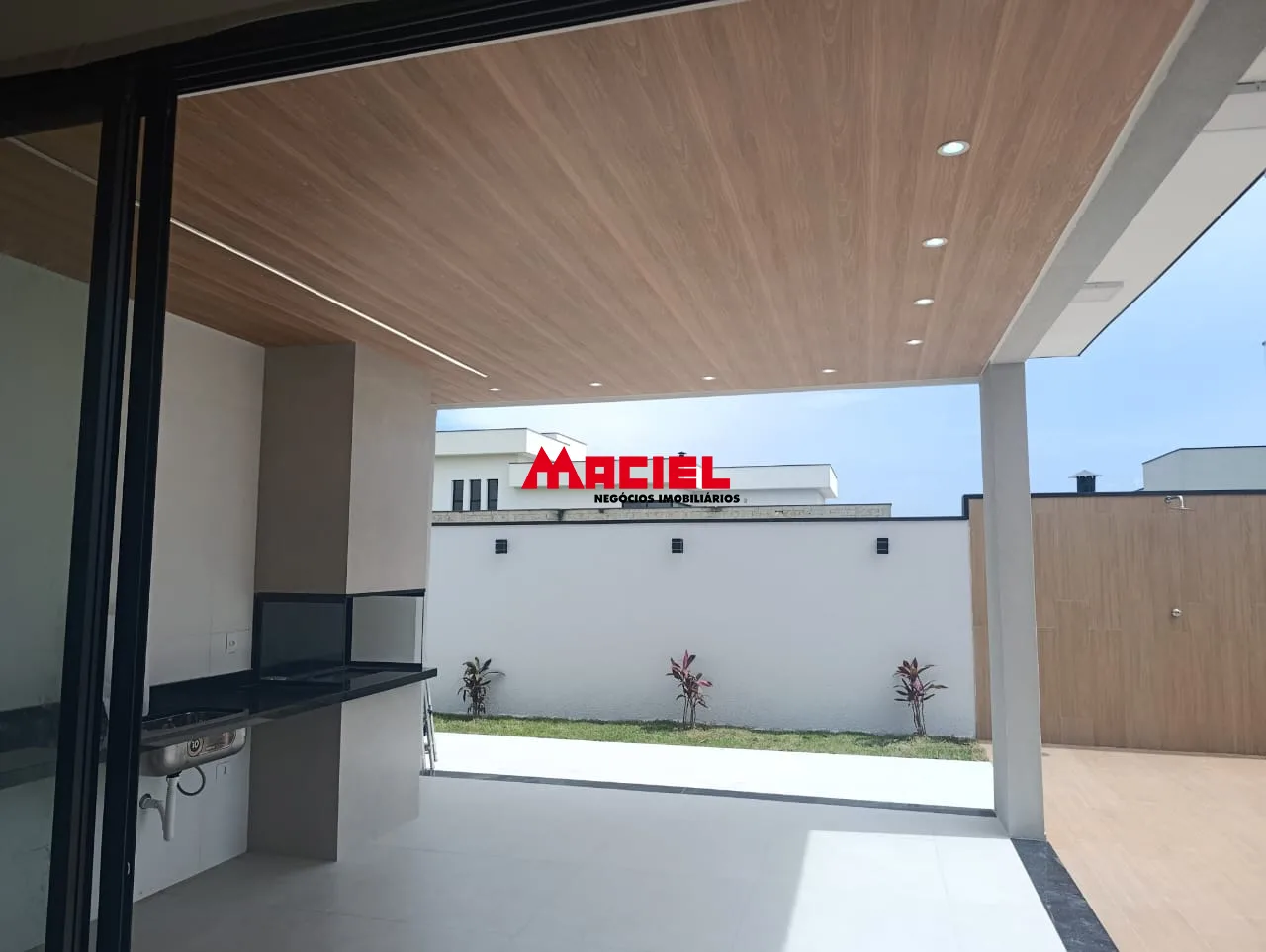 Comprar Casa / Condom&iacute;nio em Ca&ccedil;apava R$ 1.170.000,00 - Foto 18