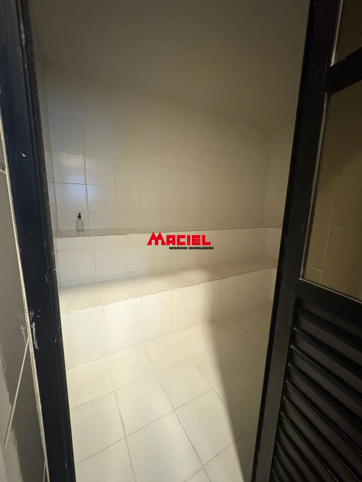 Alugar Apartamento / Duplex em S&atilde;o Jos&eacute; dos Campos R$ 4.000,00 - Foto 17