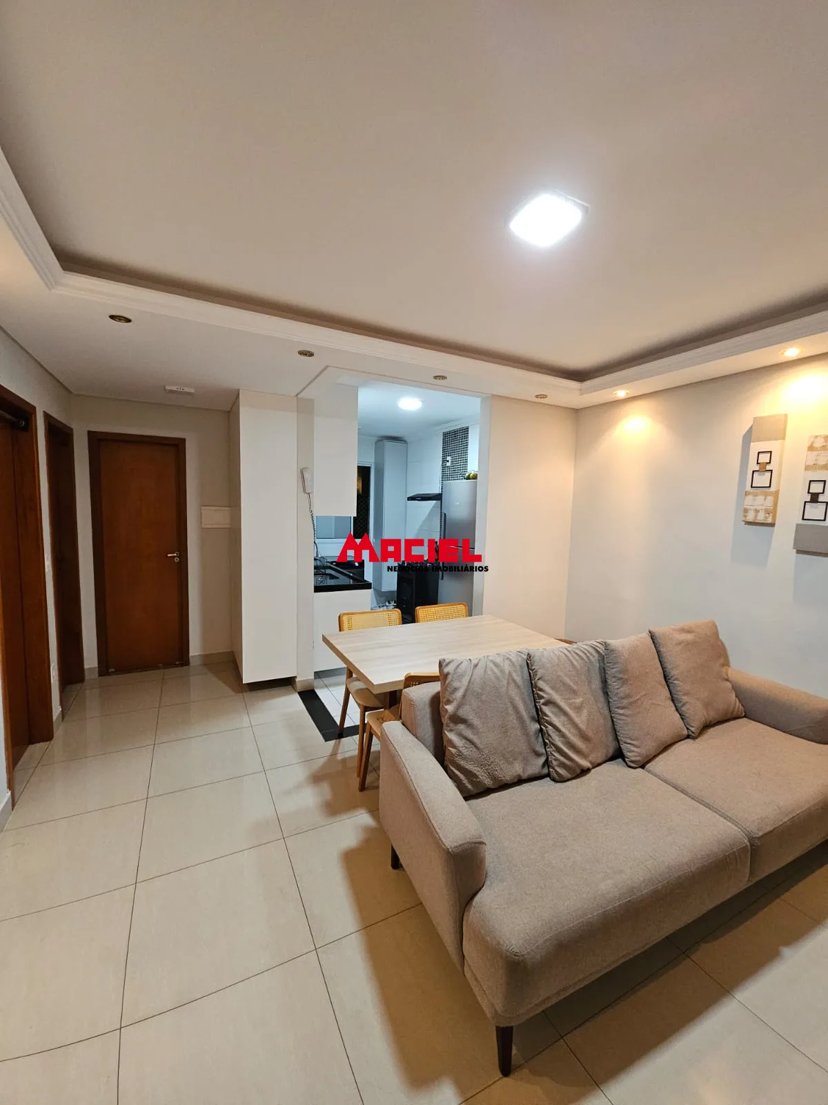 Comprar Apartamento / Padr&atilde;o em S&atilde;o Jos&eacute; dos Campos R$ 373.000,00 - Foto 2