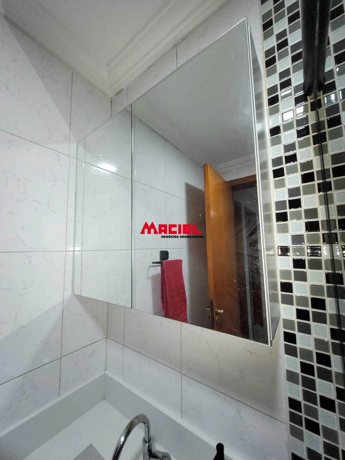 Comprar Apartamento / Padr&atilde;o em S&atilde;o Jos&eacute; dos Campos R$ 373.000,00 - Foto 17