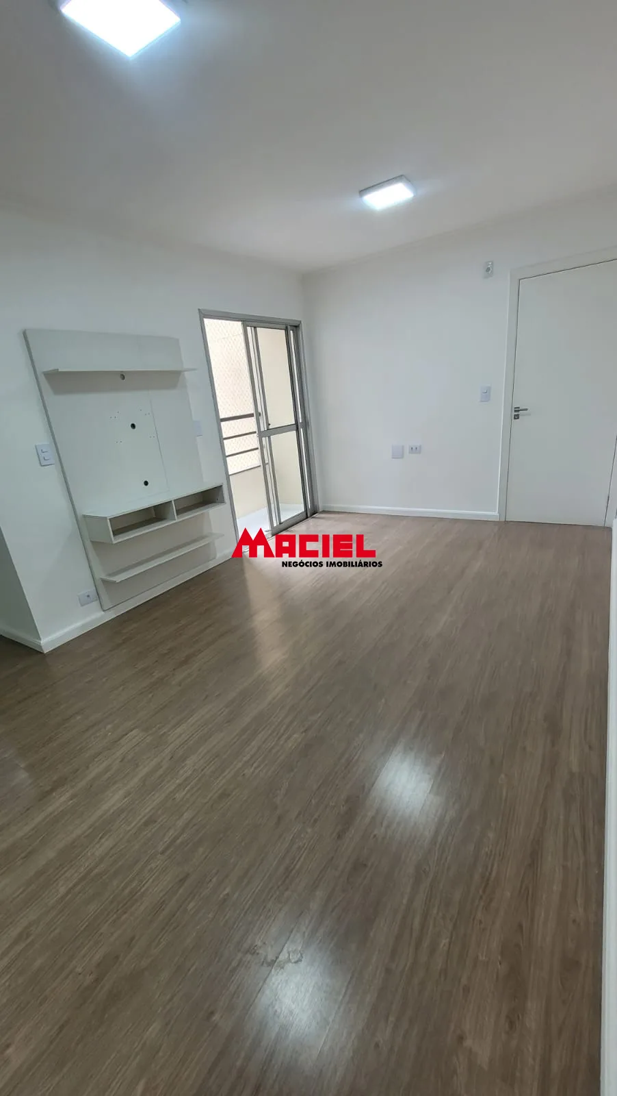 Comprar Apartamento / Padr&atilde;o em S&atilde;o Jos&eacute; dos Campos R$ 350.000,00 - Foto 1