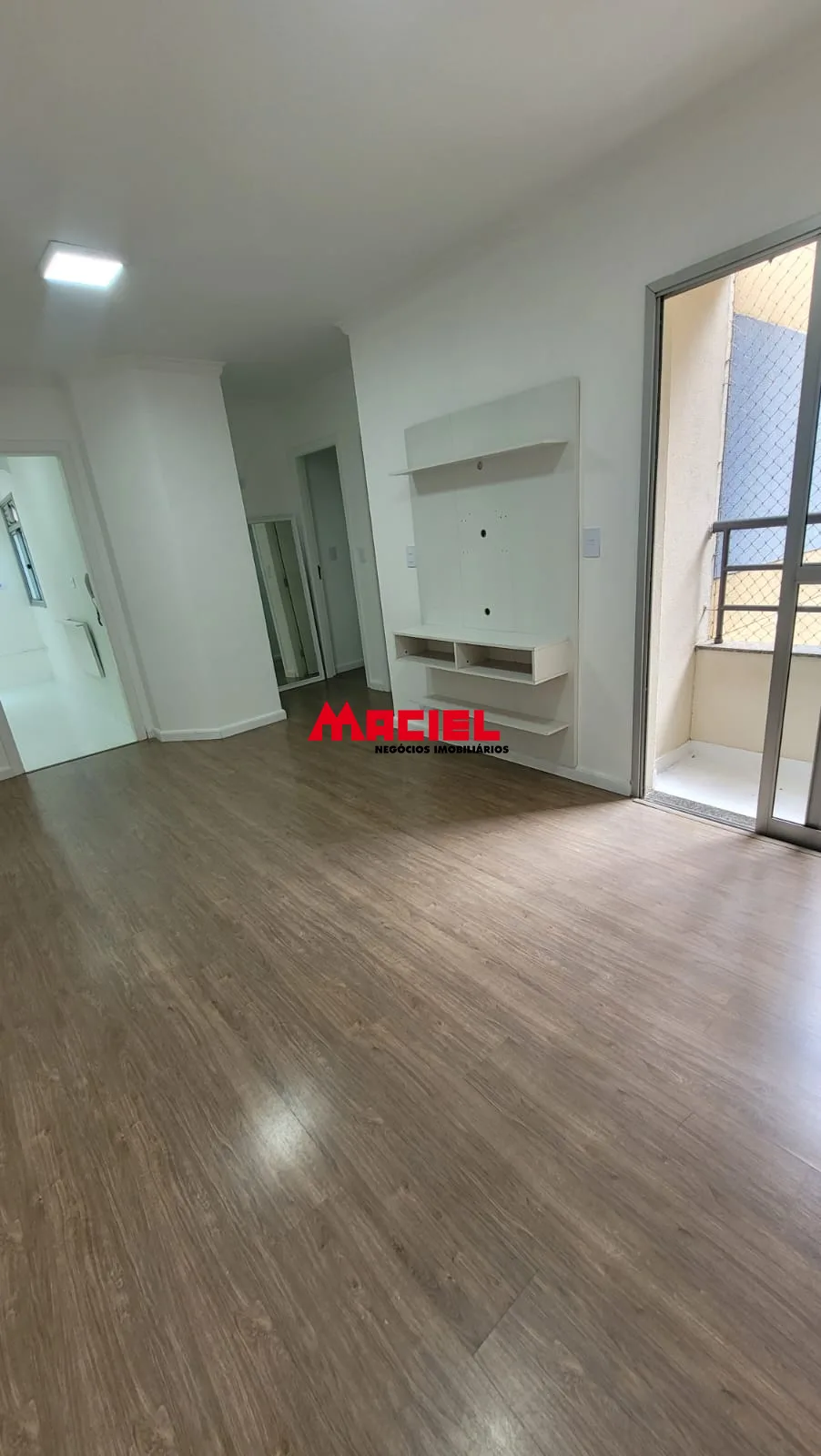 Comprar Apartamento / Padr&atilde;o em S&atilde;o Jos&eacute; dos Campos R$ 350.000,00 - Foto 2