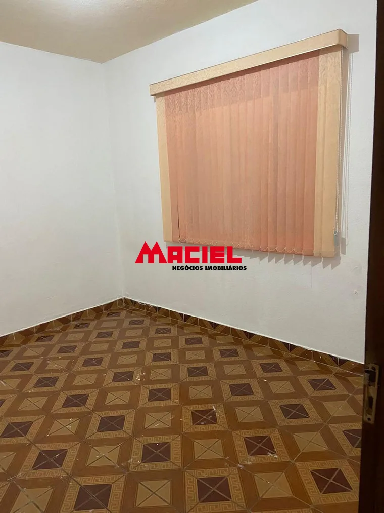 Comprar Casa / Padr&atilde;o em Taubat&eacute; R$ 300.000,00 - Foto 4