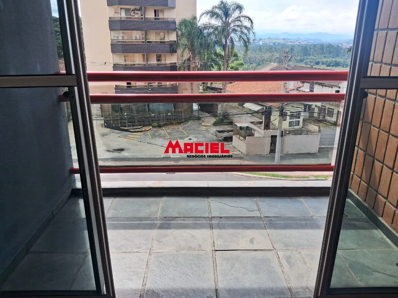 Alugar Apartamento / Flat em S&atilde;o Jos&eacute; dos Campos R$ 2.000,00 - Foto 2