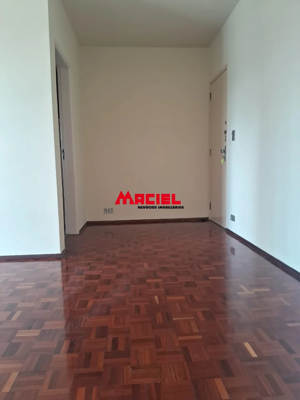 Alugar Apartamento / Flat em S&atilde;o Jos&eacute; dos Campos R$ 2.000,00 - Foto 3