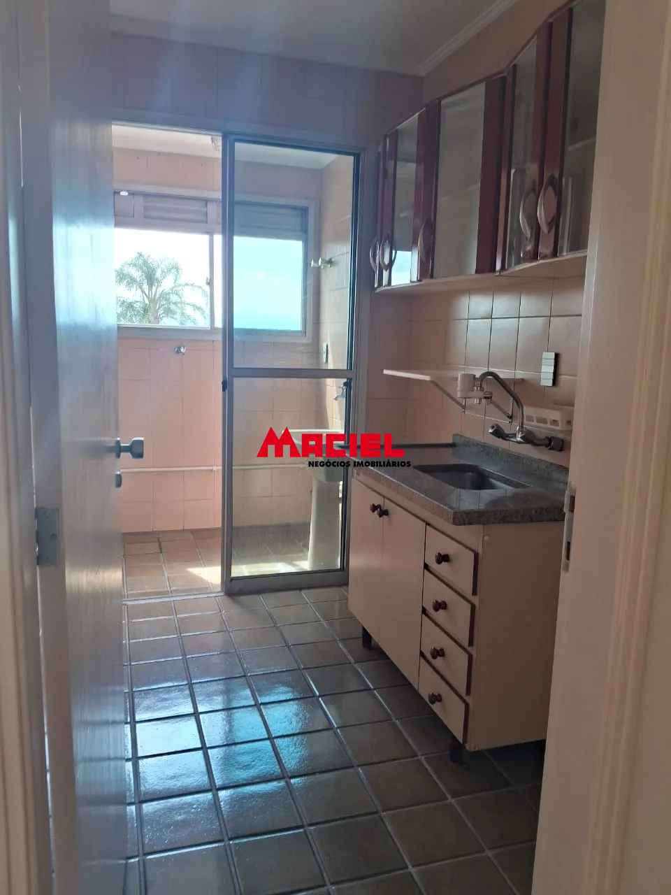 Alugar Apartamento / Flat em S&atilde;o Jos&eacute; dos Campos R$ 2.000,00 - Foto 6