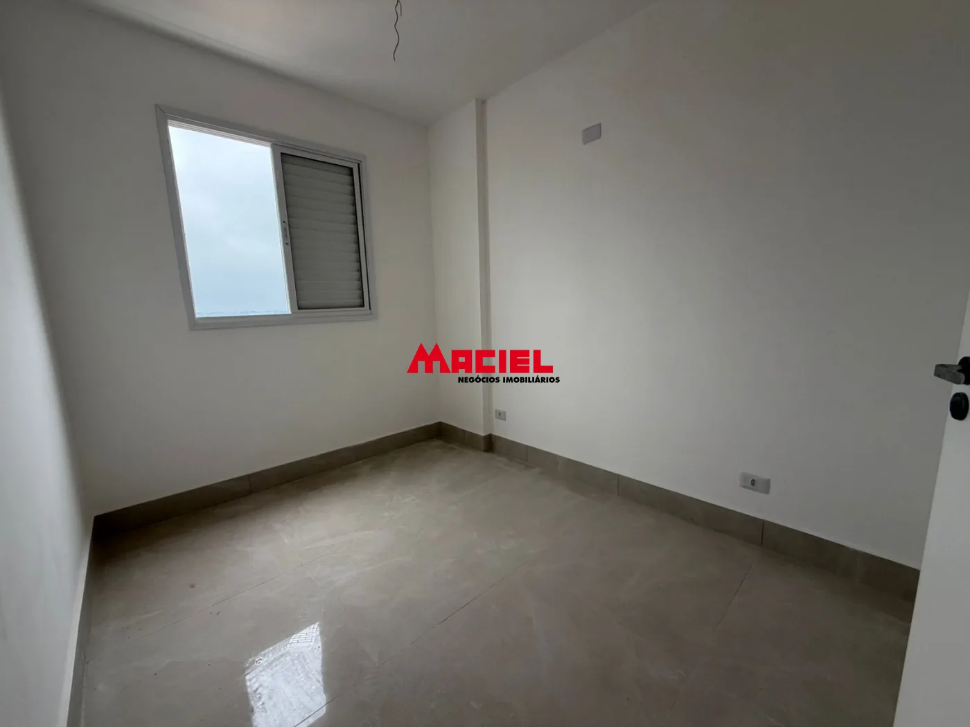 Comprar Apartamento / Padr&atilde;o em S&atilde;o Jos&eacute; dos Campos R$ 296.000,00 - Foto 2