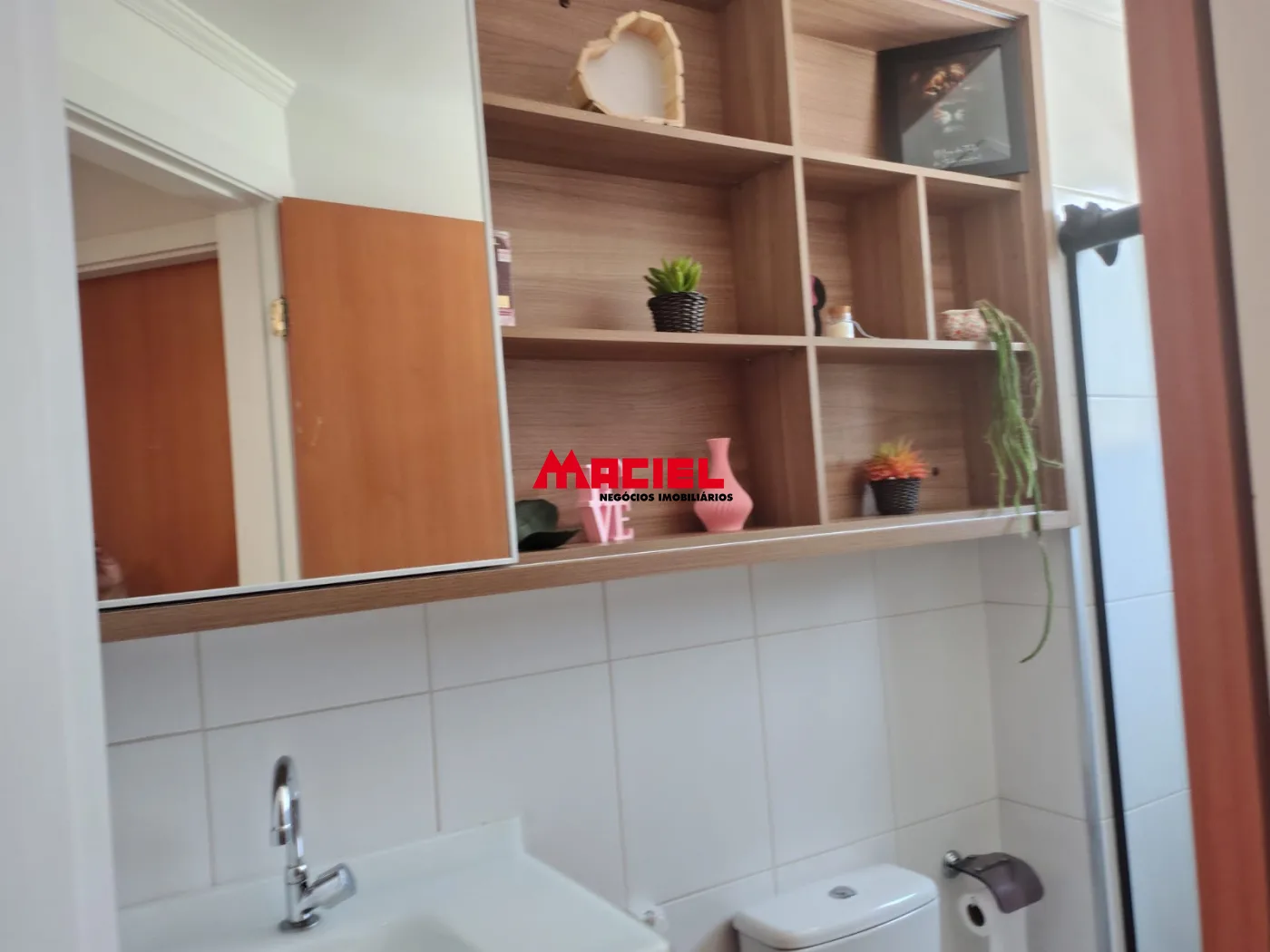 Comprar Apartamento / Padr&atilde;o em S&atilde;o Jos&eacute; dos Campos R$ 385.000,00 - Foto 9