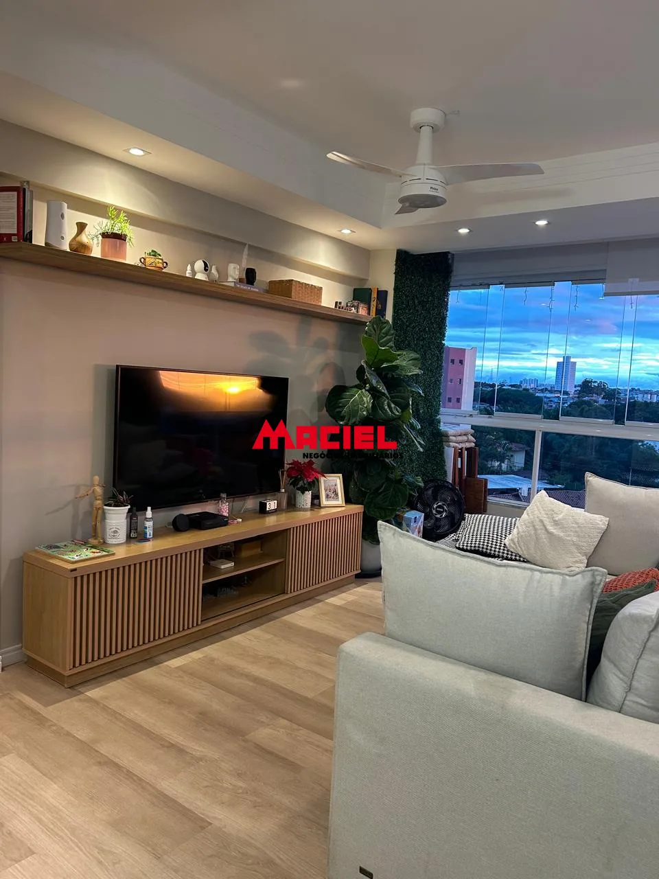 Comprar Apartamento / Padr&atilde;o em Jacare&iacute; R$ 650.000,00 - Foto 2