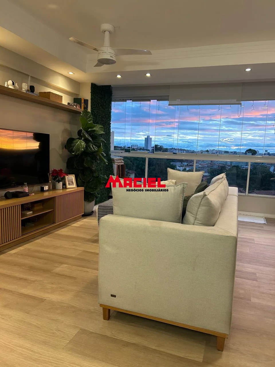 Comprar Apartamento / Padr&atilde;o em Jacare&iacute; R$ 650.000,00 - Foto 3