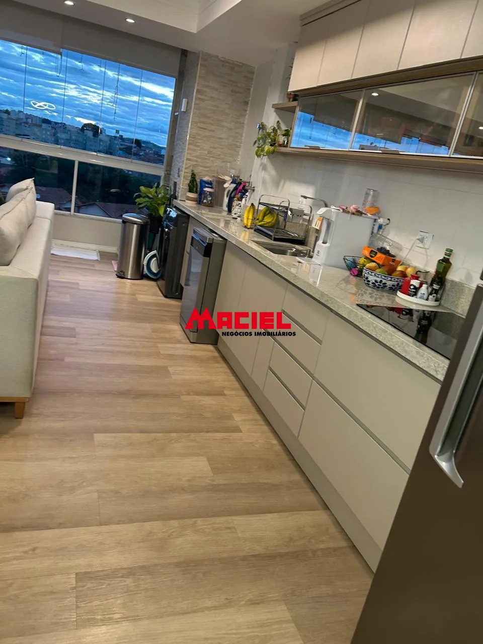 Comprar Apartamento / Padr&atilde;o em Jacare&iacute; R$ 650.000,00 - Foto 5