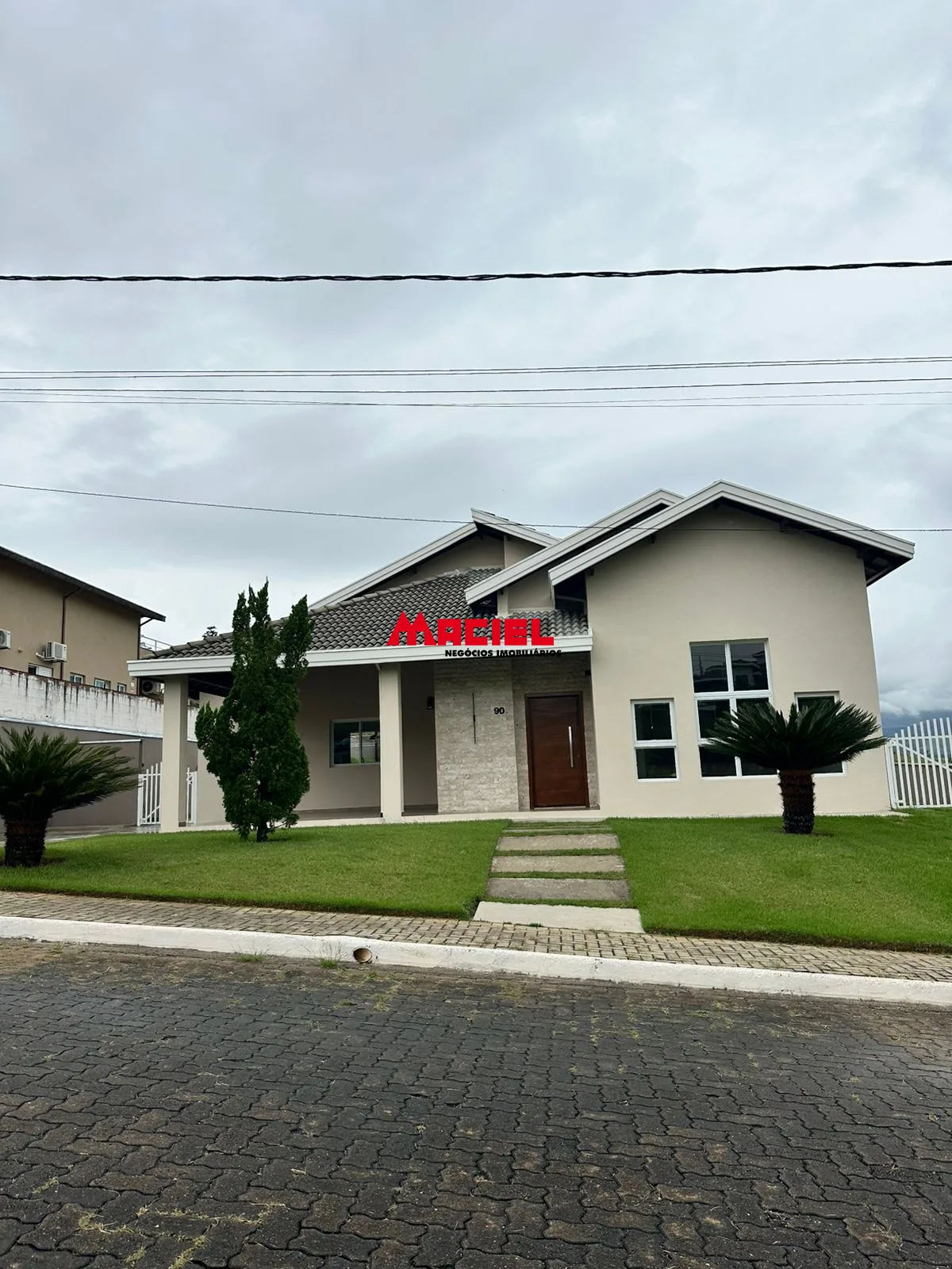 Comprar Casa / Condom&iacute;nio em Ca&ccedil;apava R$ 1.400.000,00 - Foto 2