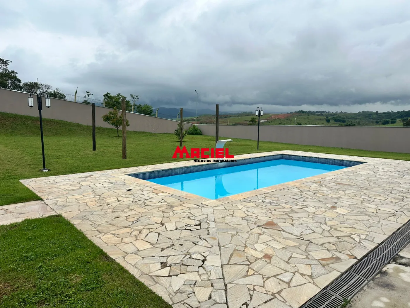 Comprar Casa / Condom&iacute;nio em Ca&ccedil;apava R$ 1.400.000,00 - Foto 3