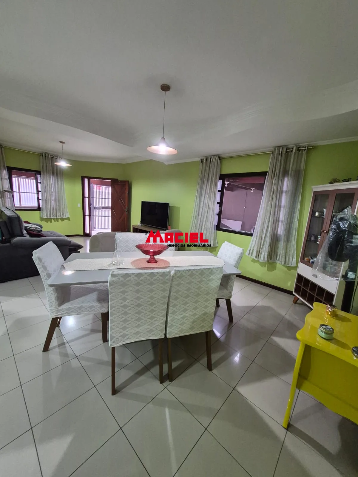 Comprar Casa / Sobrado em S&atilde;o Jos&eacute; dos Campos R$ 1.100.000,00 - Foto 16