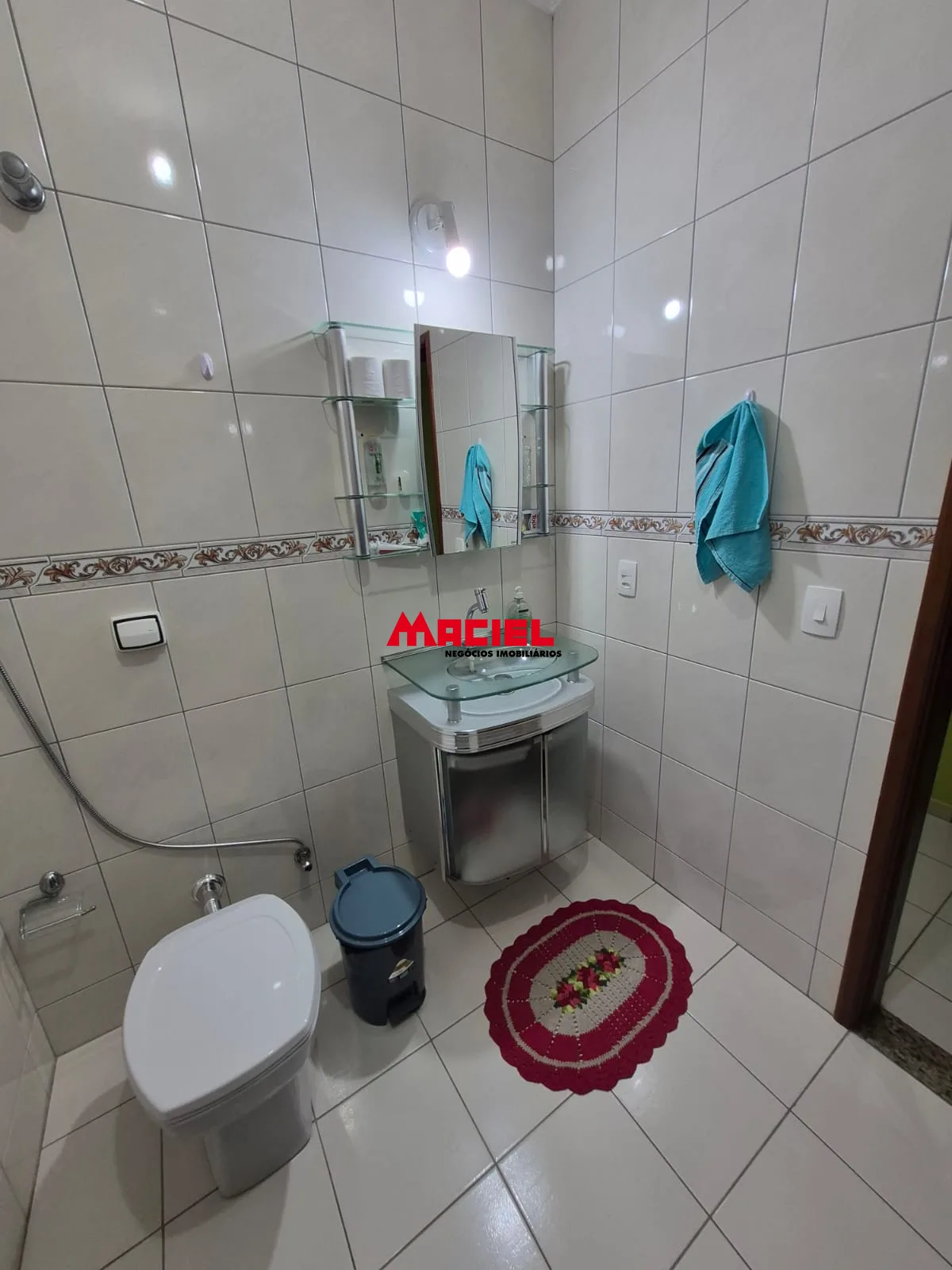 Comprar Casa / Sobrado em S&atilde;o Jos&eacute; dos Campos R$ 1.100.000,00 - Foto 24