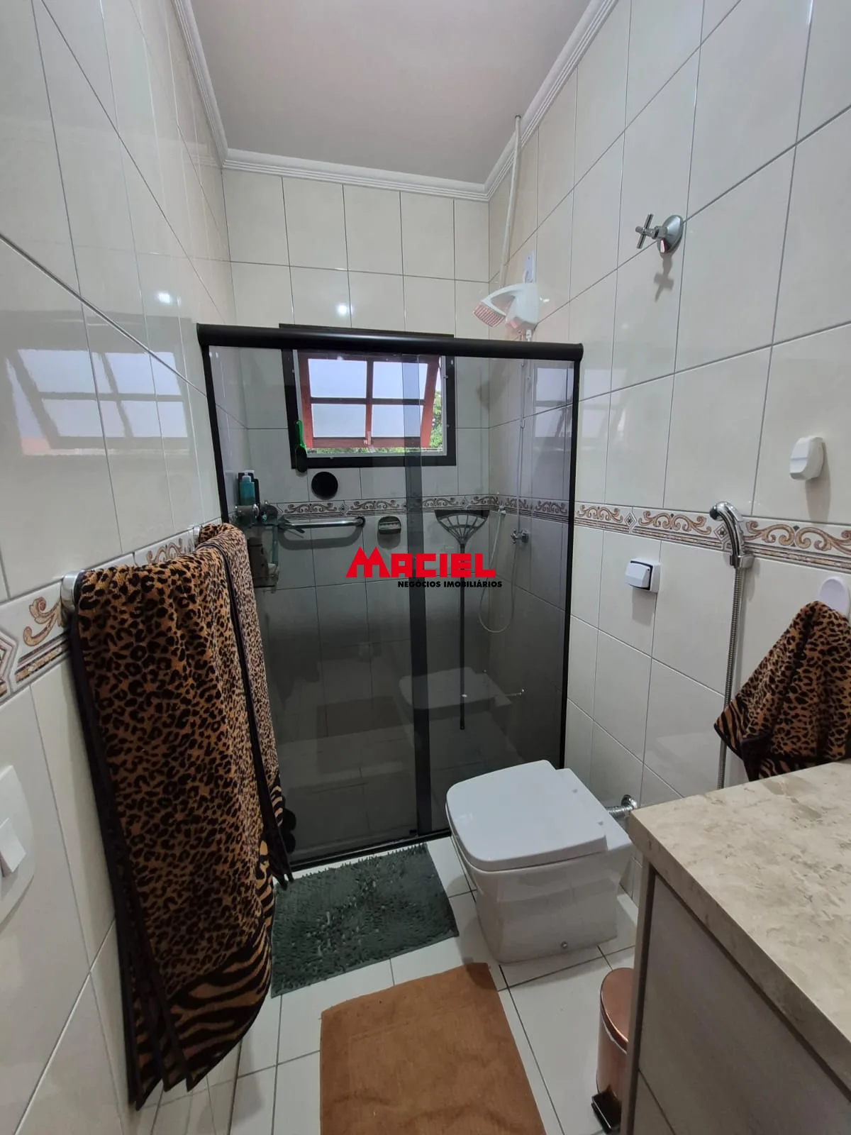 Comprar Casa / Sobrado em S&atilde;o Jos&eacute; dos Campos R$ 1.100.000,00 - Foto 35