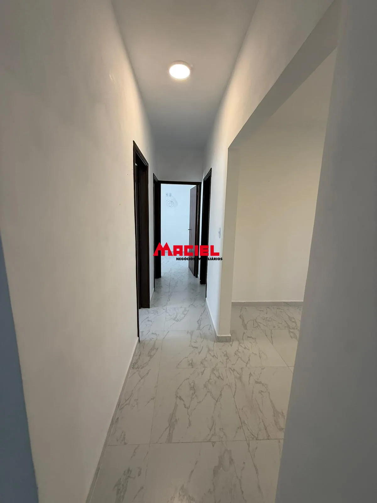Comprar Casa / Padr&atilde;o em S&atilde;o Jos&eacute; dos Campos R$ 790.000,00 - Foto 4