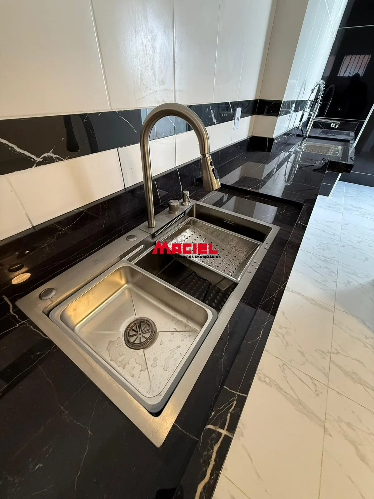 Comprar Casa / Padr&atilde;o em S&atilde;o Jos&eacute; dos Campos R$ 790.000,00 - Foto 14