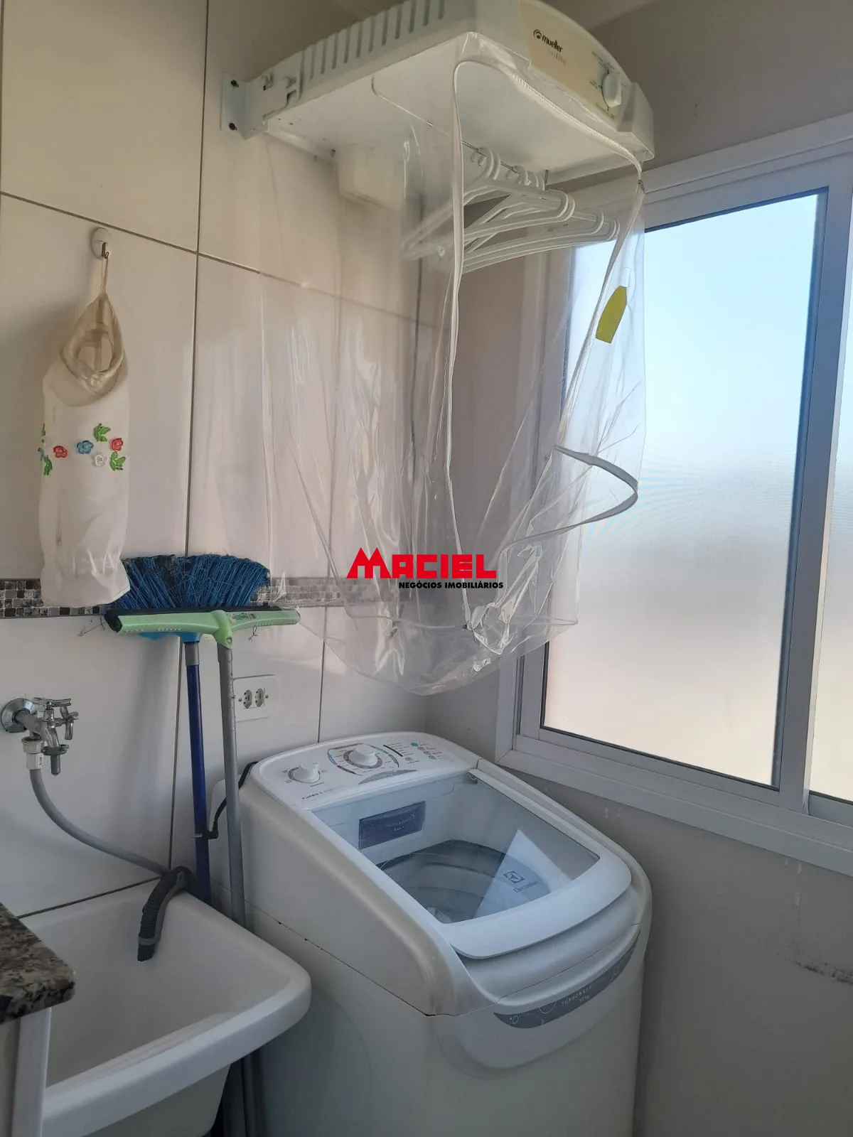 Comprar Apartamento / Padr&atilde;o em S&atilde;o Jos&eacute; dos Campos R$ 265.000,00 - Foto 12