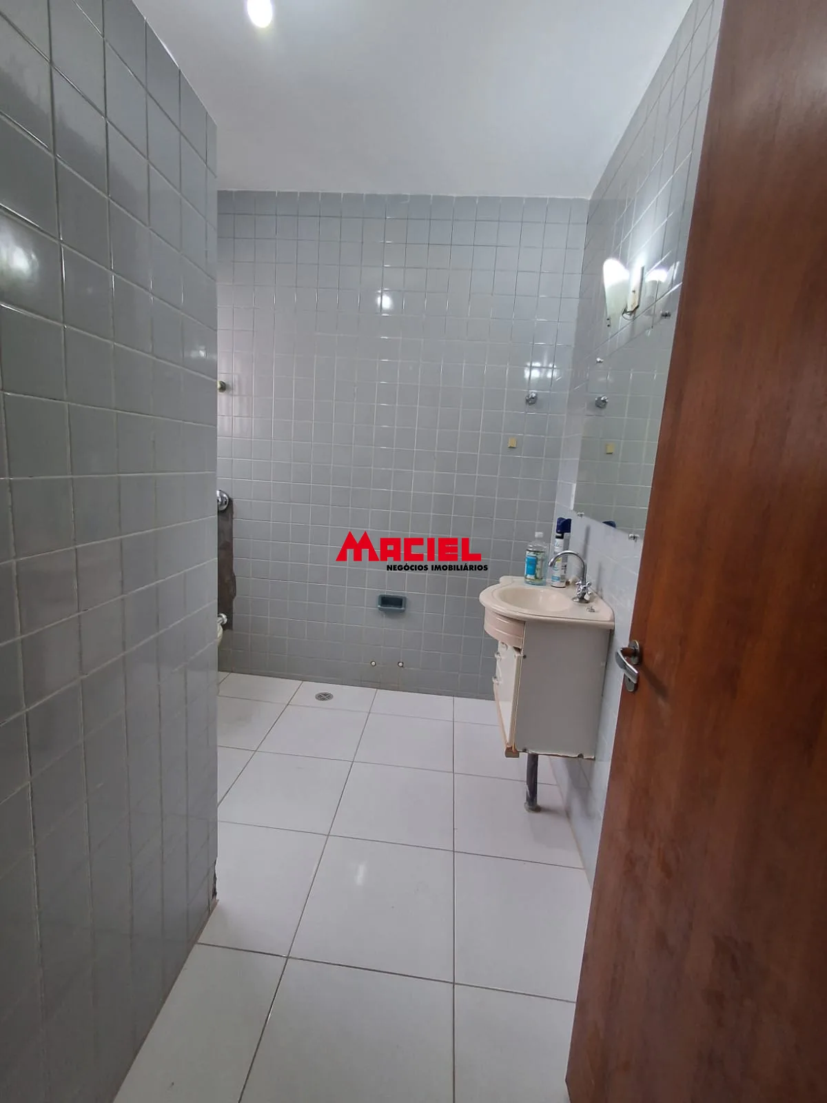 Comprar Casa / Sobrado em S&atilde;o Jos&eacute; dos Campos R$ 770.000,00 - Foto 27
