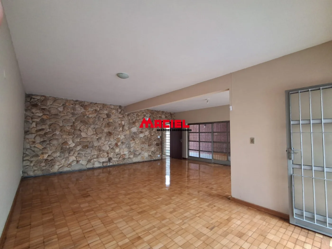 Comprar Casa / Sobrado em S&atilde;o Jos&eacute; dos Campos R$ 770.000,00 - Foto 2