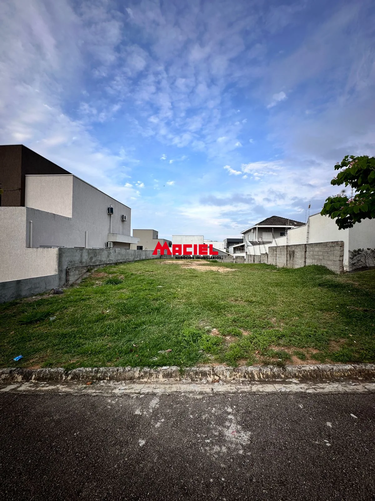 Comprar Terreno / Condom&iacute;nio em Ca&ccedil;apava R$ 300.000,00 - Foto 6