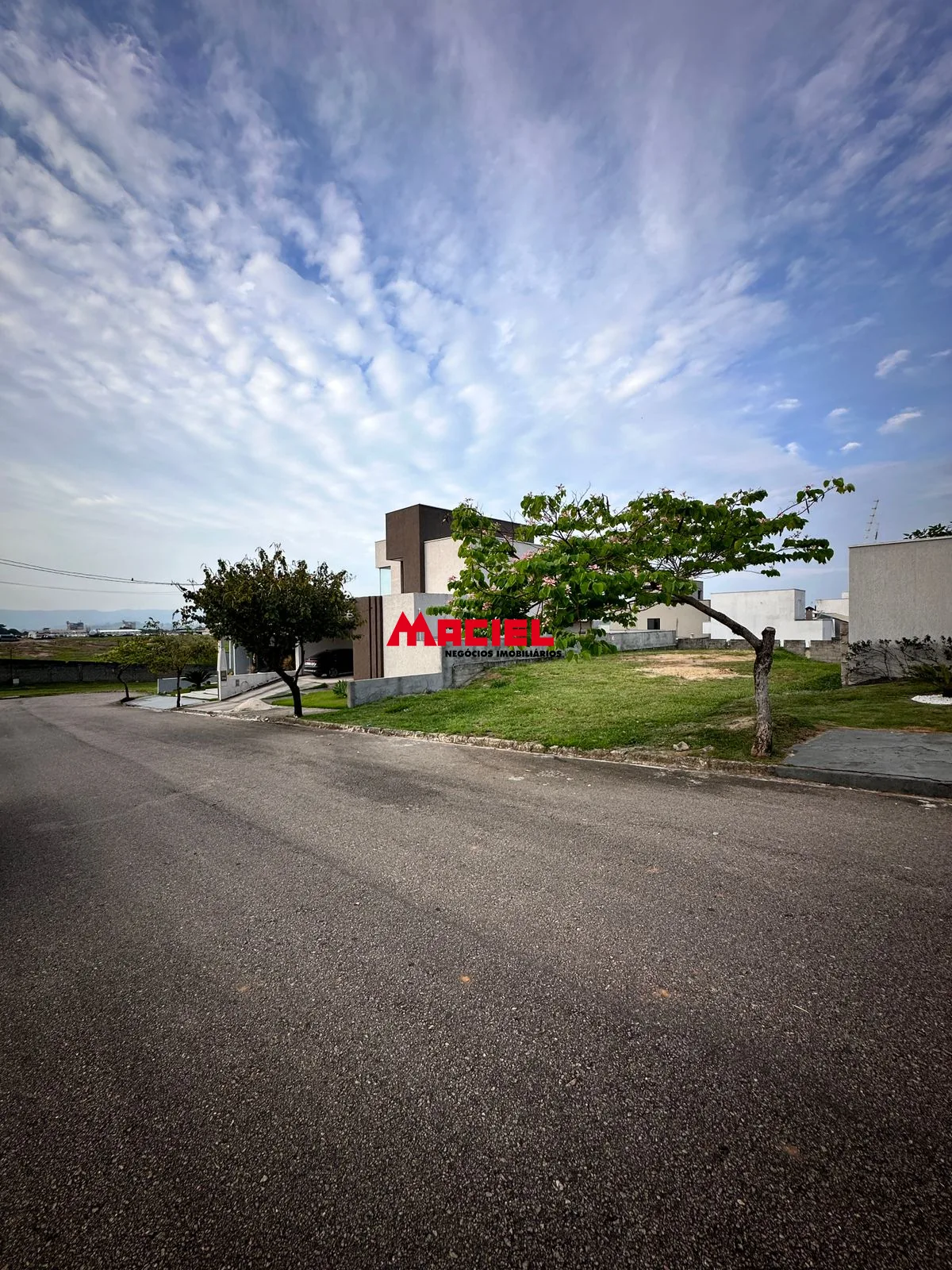 Comprar Terreno / Condom&iacute;nio em Ca&ccedil;apava R$ 300.000,00 - Foto 8