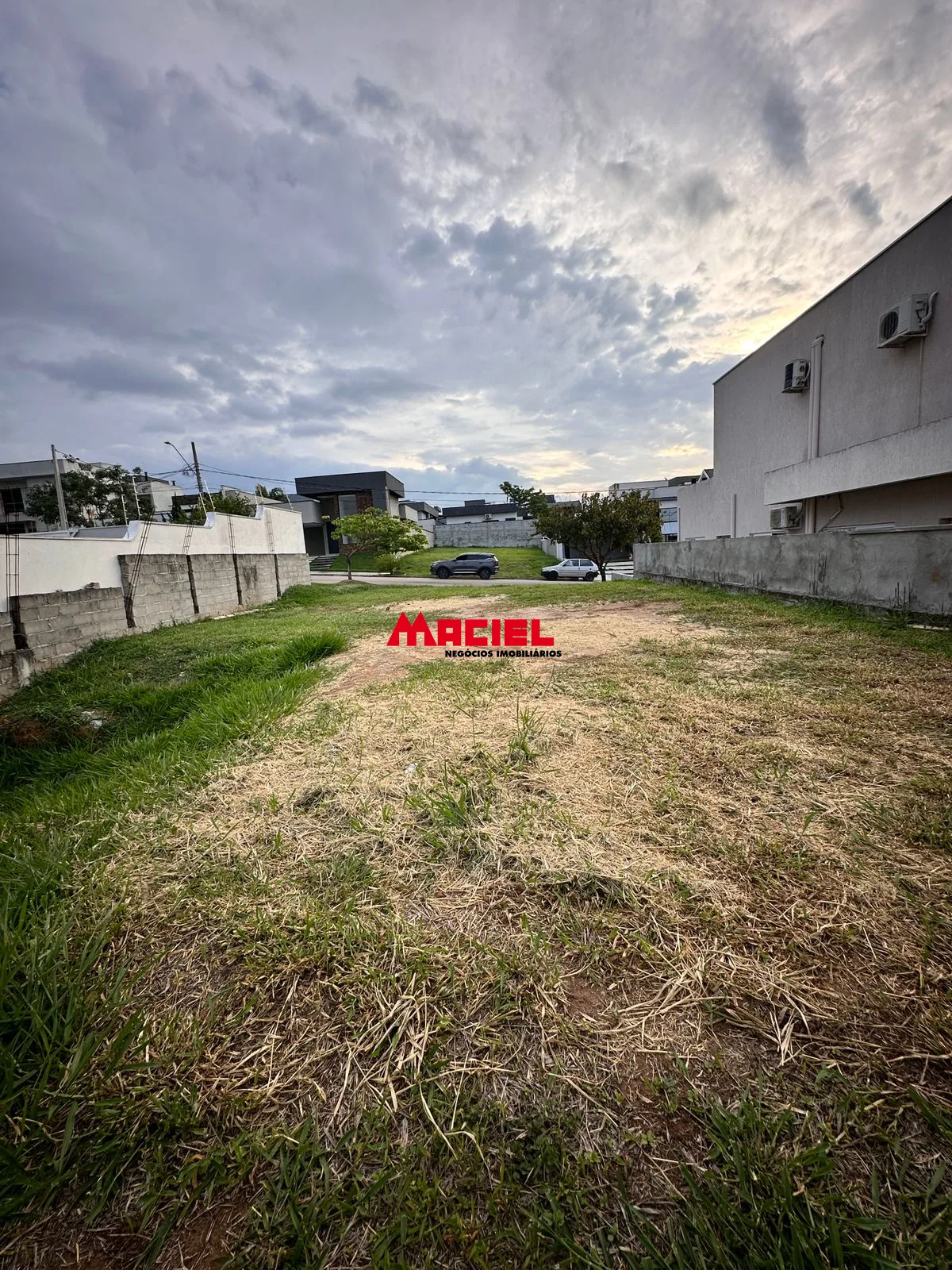 Comprar Terreno / Condom&iacute;nio em Ca&ccedil;apava R$ 300.000,00 - Foto 12