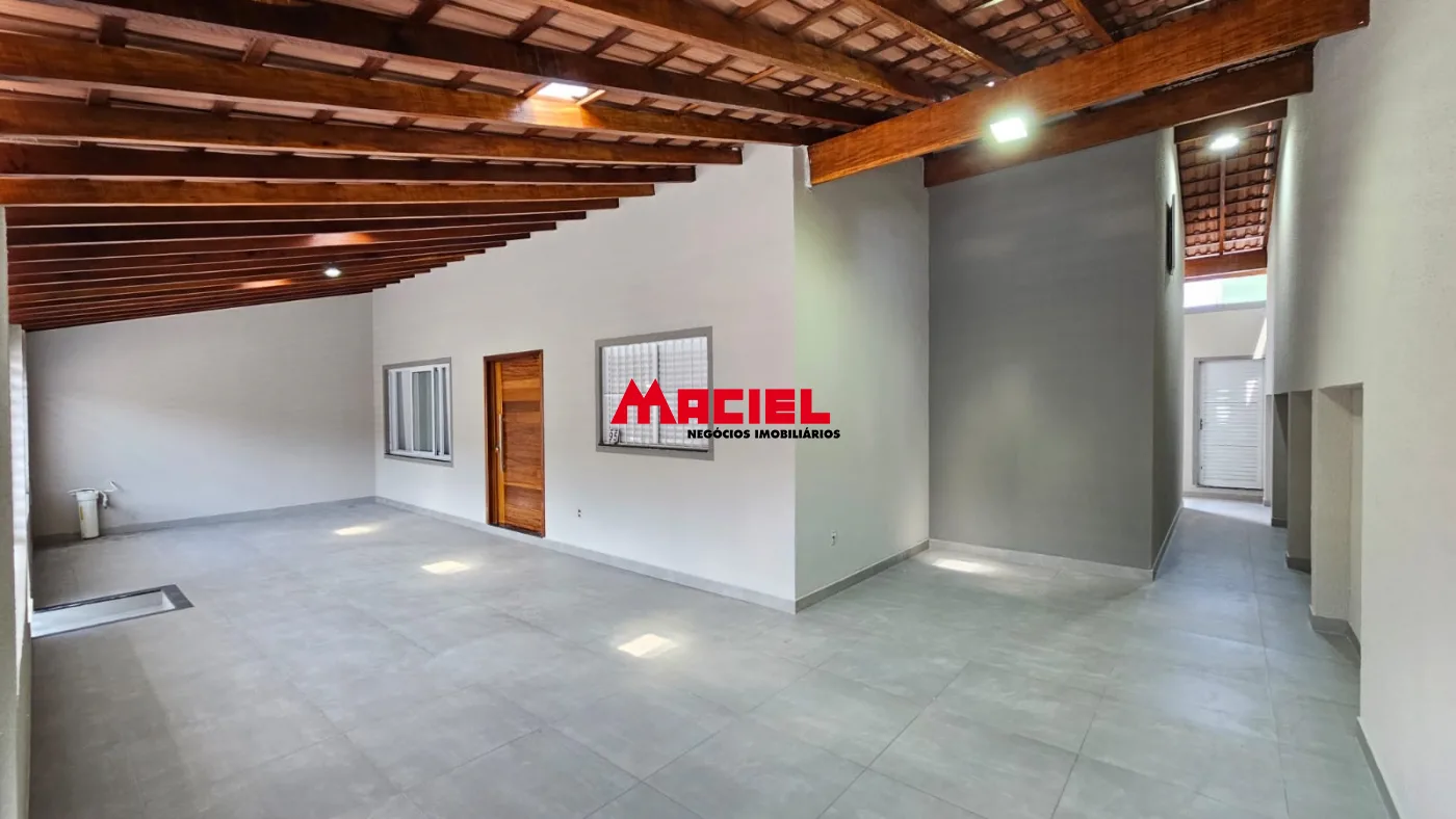 Comprar Casa / Padr&atilde;o em Ca&ccedil;apava R$ 745.000,00 - Foto 3