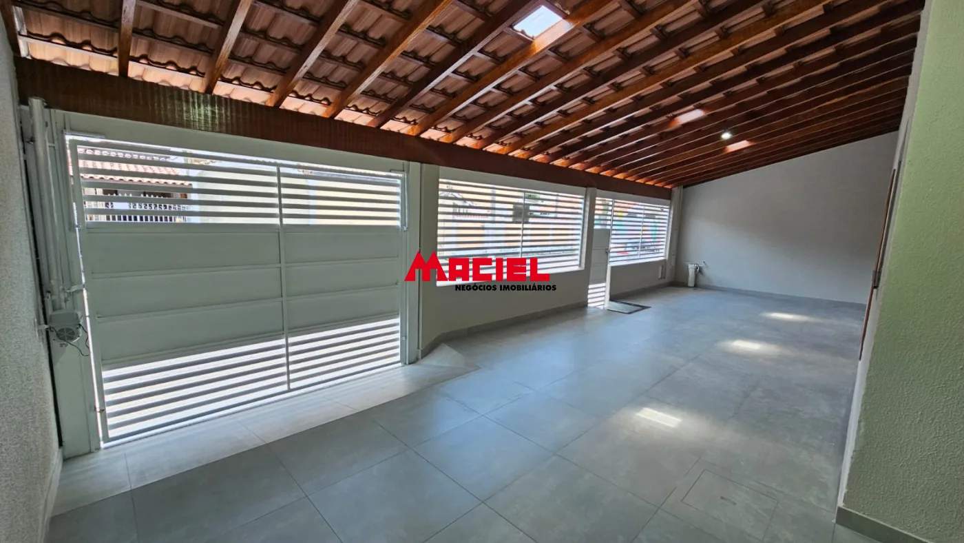 Comprar Casa / Padr&atilde;o em Ca&ccedil;apava R$ 745.000,00 - Foto 4