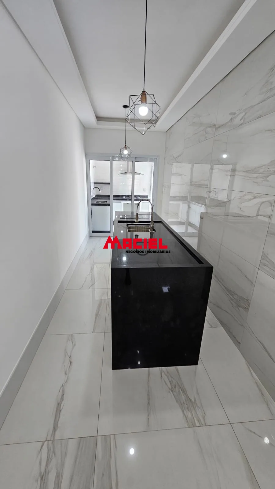 Comprar Casa / Padr&atilde;o em Ca&ccedil;apava R$ 745.000,00 - Foto 12