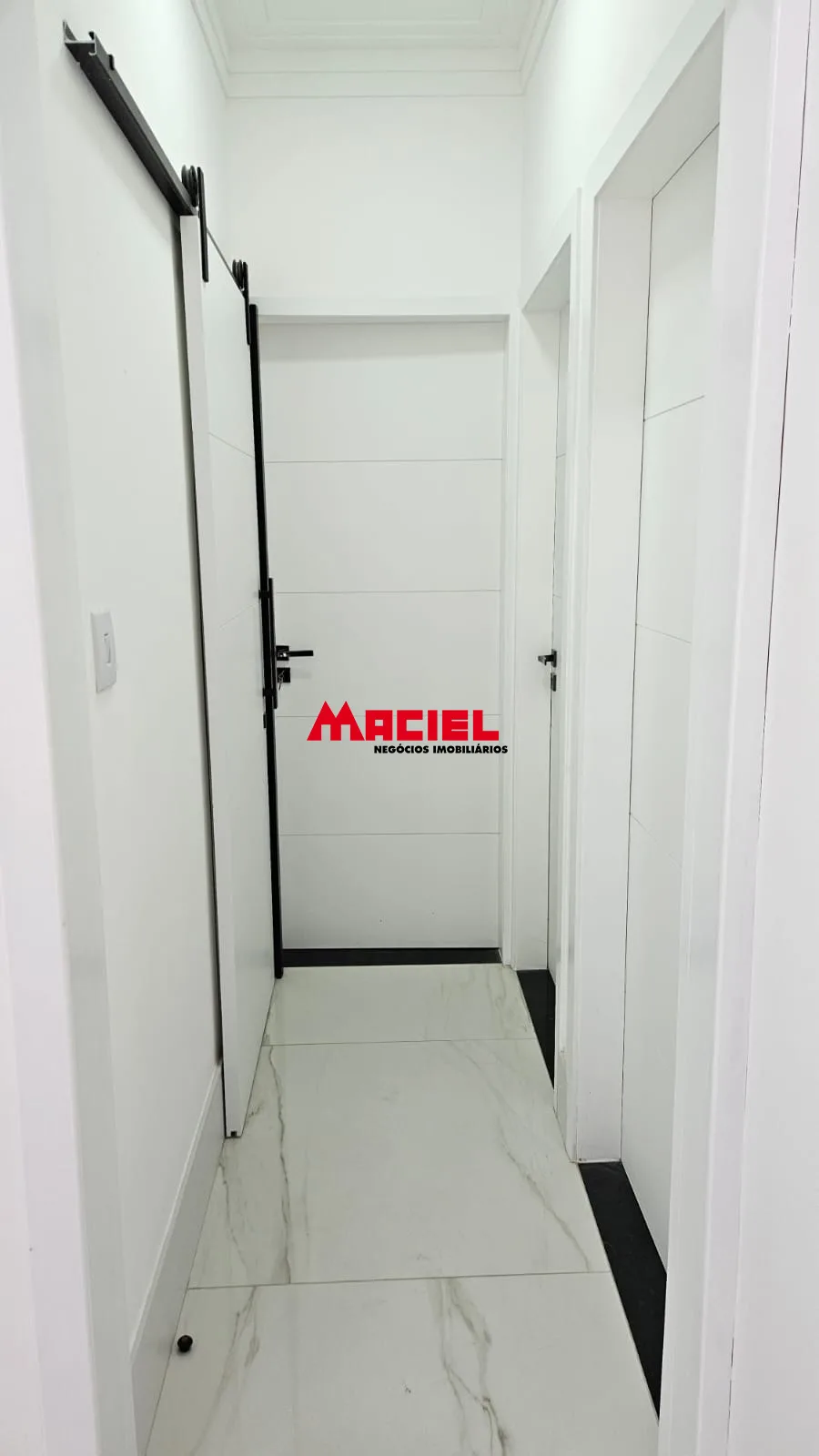 Comprar Casa / Padr&atilde;o em Ca&ccedil;apava R$ 745.000,00 - Foto 22