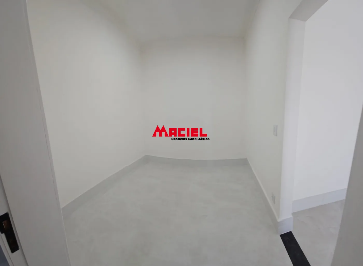 Comprar Casa / Padr&atilde;o em Ca&ccedil;apava R$ 745.000,00 - Foto 29