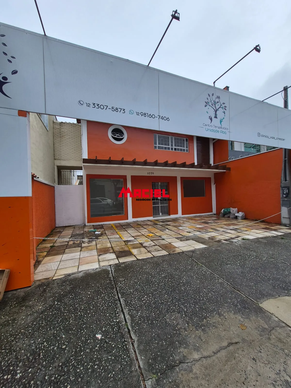 Alugar Comercial / Ponto Comercial em S&atilde;o Jos&eacute; dos Campos R$ 8.000,00 - Foto 1