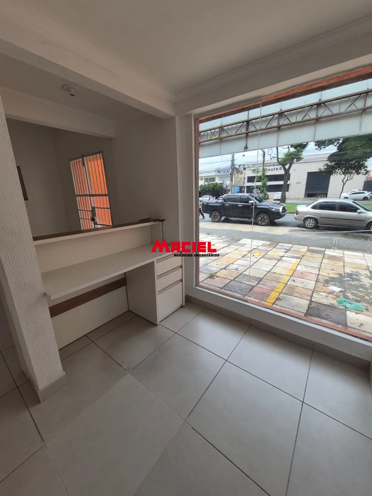 Alugar Comercial / Ponto Comercial em S&atilde;o Jos&eacute; dos Campos R$ 8.000,00 - Foto 6